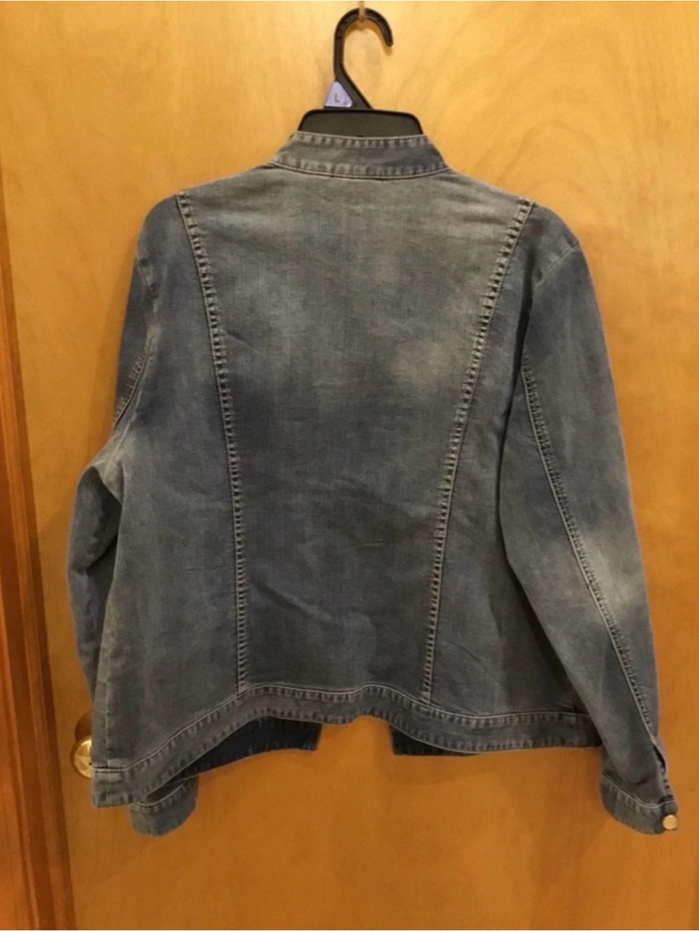 Chico's Washed Denim Jacket with Stud Detail Cotton Distressed Sz XL - Picture 3 of 7